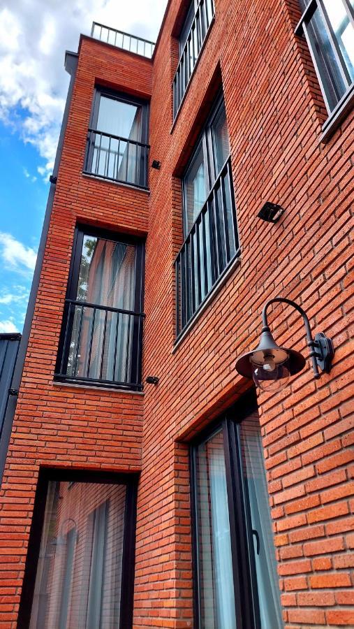 Falcon Boutique Hotel Tiflis Exterior foto